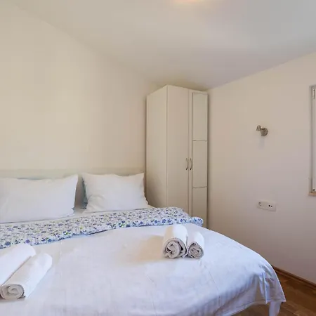 Σπίτι διακοπών 4 Bedroom Front In