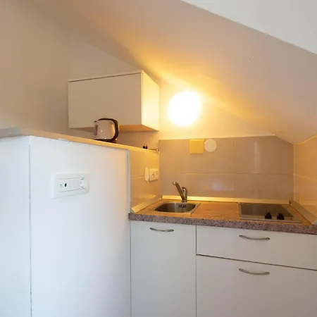 4 Bedroom Front In Сплит