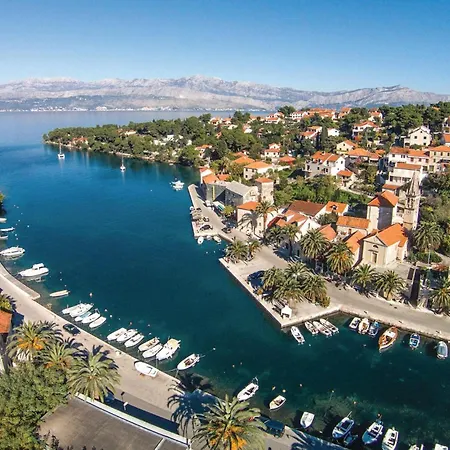 Beautiful In With Kitchen Holiday home *