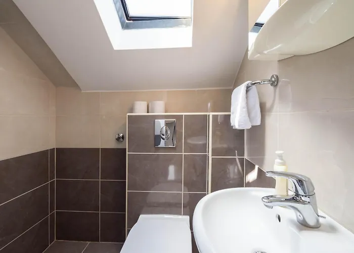 Beautiful In With Kitchen * Split