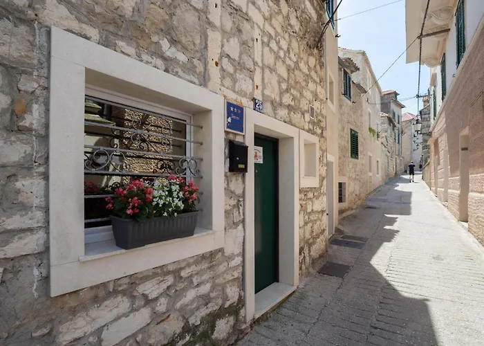 Feriehus Beautiful In With Kitchen